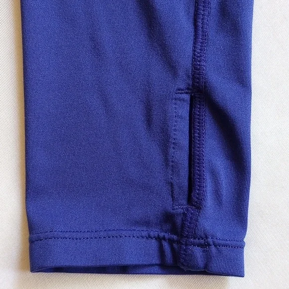 NWOT Road Runner Sports Long Sleeve Athletic Top S Thumbholes - Picture 5 of 9